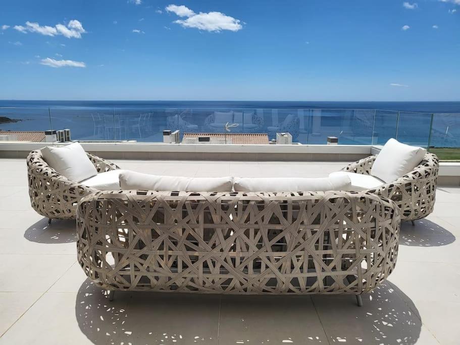 Luxurious Penthouse With Huge Panoramic Terrace Appartamento San Roque  Esterno foto